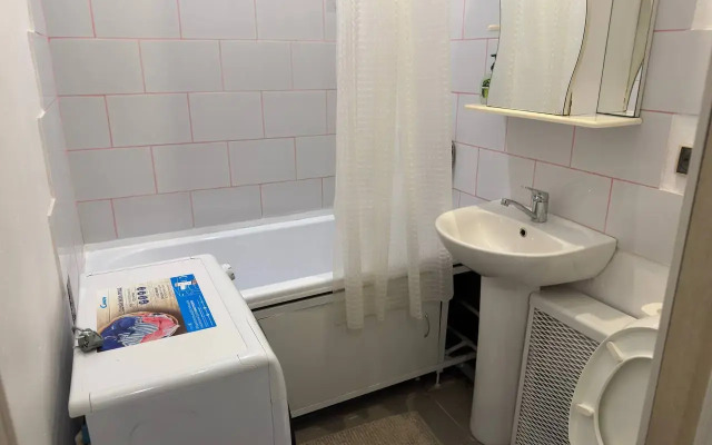 Odnokomnatnaya U M Leninskiy Prospekt Flat