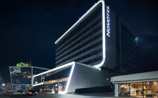 Отель Novotel Almaty City Center