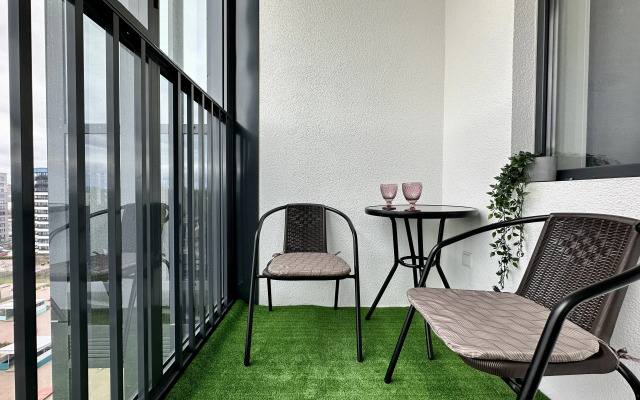 Yevro Dvushka V Zhk Artlayn Apartments