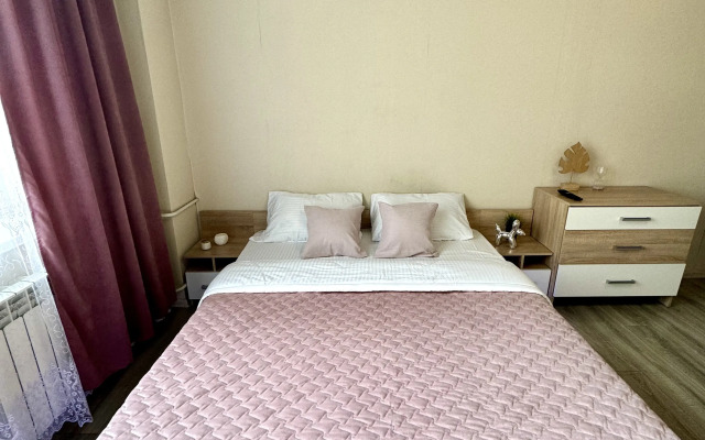 Апартаменты На Крестинского 35