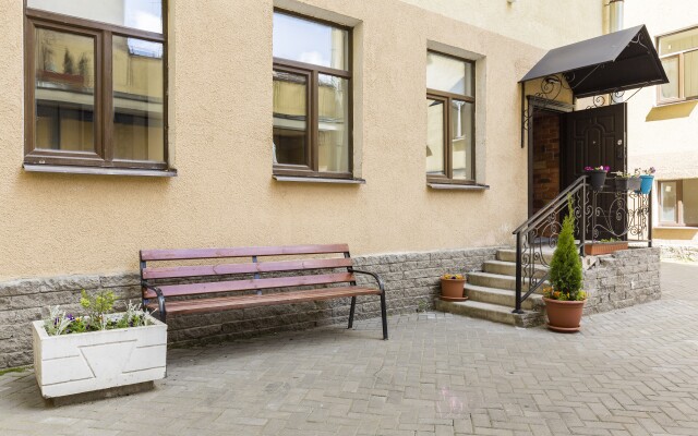 Matisov Apartments