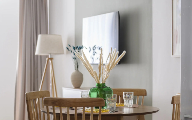 Arbat, Zolotoy Kvadrat, Istoricheskiy Tsentr Almaty Flat