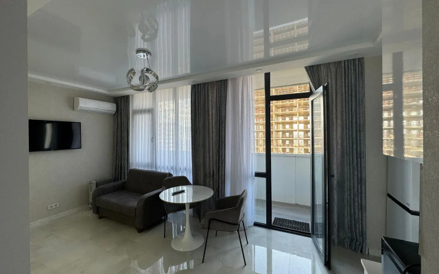 Zhiuli Shartava Flat