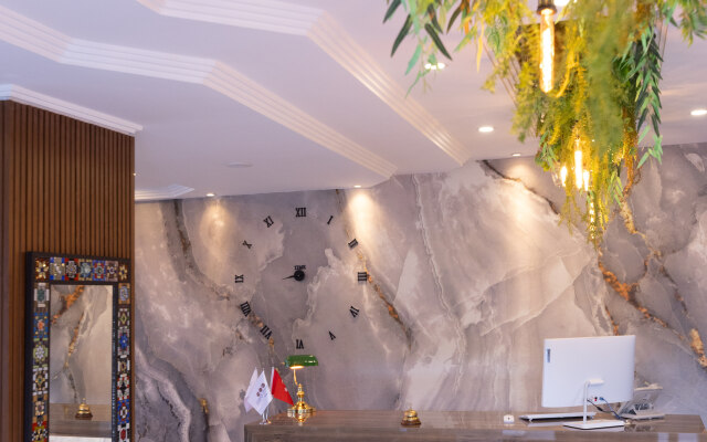 Three Points Hotel  (Non Alcoholic)