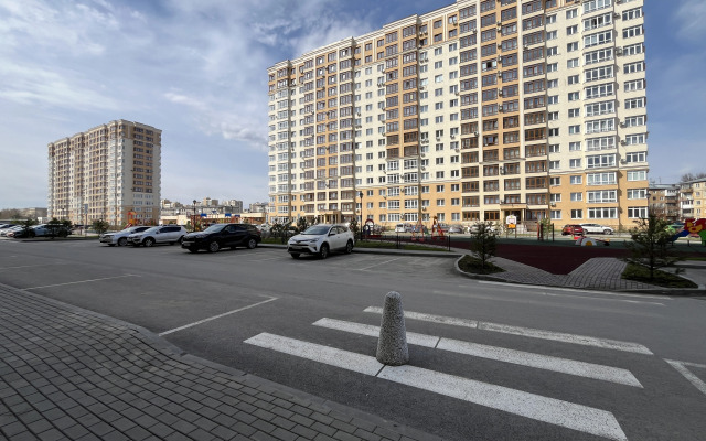 Unique Apart Listva v elitnom ZhK ryadom so Znamenskim Soborom i Gubernatorskoy kadetskoy shkoloy MChS na Michurina 58/1 Apartments