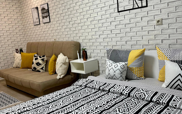 Квартира Живи Тут 89