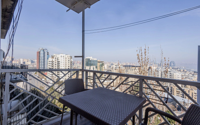 Dvukhspalnie S Gostinoy Komnatoy V Tsentre Goroda Apartments