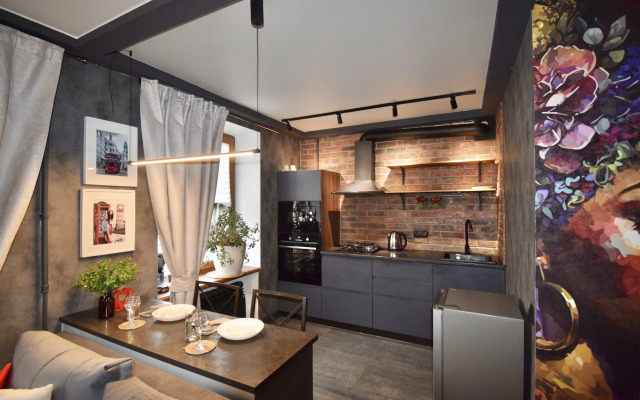 Dizaynerskaya Dvukhkomnatnaya Kvartira v Kronshtadte Apartments