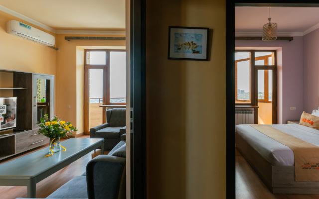 1BR/Double Balcony/Sunset View/Self checkin/Keygo 42 Apartments