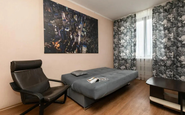 2-k Etazhidejli ryadom s Centrom Apartment