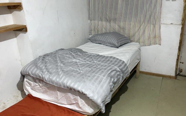 Hostel Rova