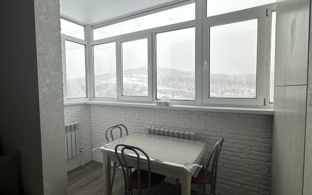 Uyut Flat