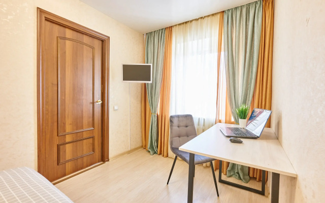 Komfortnye Dvukhkomnatnye V Samom Tsentre Goroda Apartments