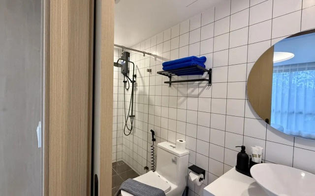 Sovremennaya Ryadom s Plyazhem Kamala Flat