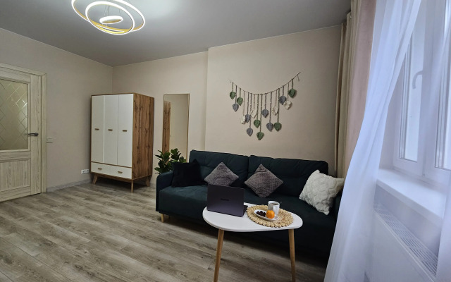 White Lodging Flat