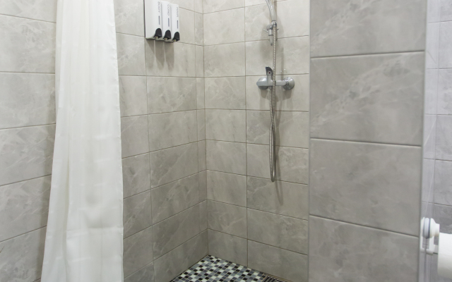 Апартаменты 9 Ночей на Карташова №2