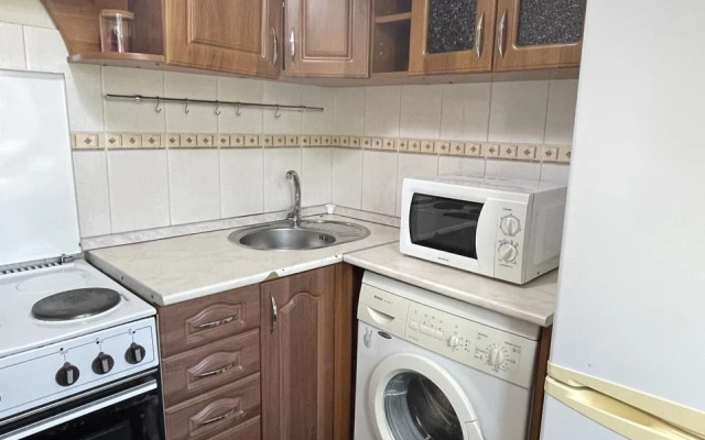Ryadom S Zhd Vokzalom Flat