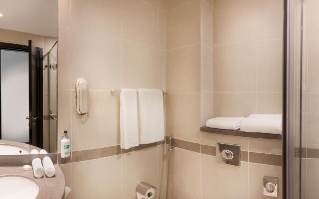 Holiday Inn Express Dubai - Safa Park, an IHG Hotel