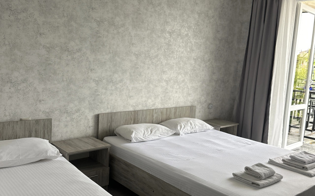 Premyer Sukhum Guest House