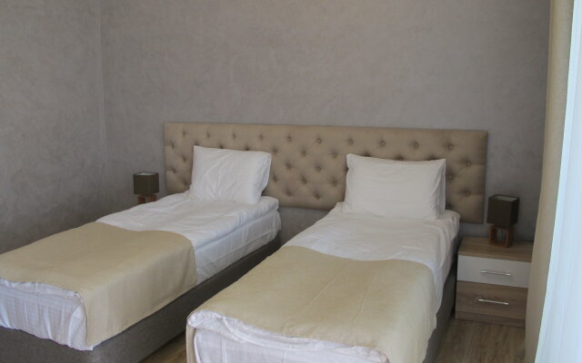Na Bulvare Nadezhd 4/3 Apartments