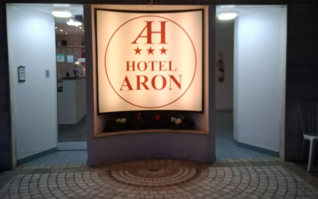 Отель Aron Rimini