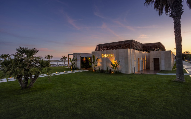 Calista Luxury Resort