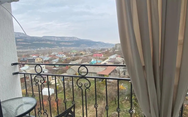 Квартира с видом на горы