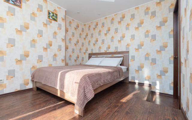 Apartamenty b-r Arhitektorov 14
