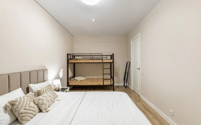 Modern Eurodvushka  in the Troparevo Park residential complex is an 11-minute walk from the metro station. Rumyantsevo Apartments