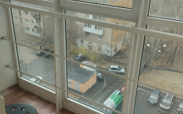 V Aeroport Koltsovo Apartments