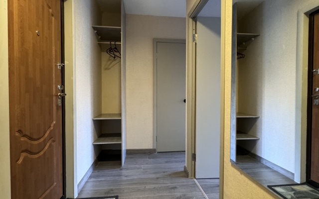 Na Komsomolskoy Flat