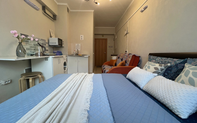 Studiya Smolina 81-272 Ulan-Ude ZhD vokzal KakDoma Flat