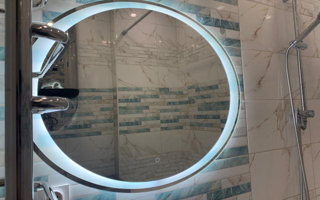 Квартира трехкомнатная с современным ремонтом в центре Тюмени