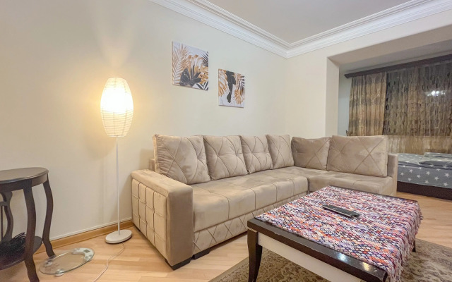 Na Vtorom Etazhe Apartments