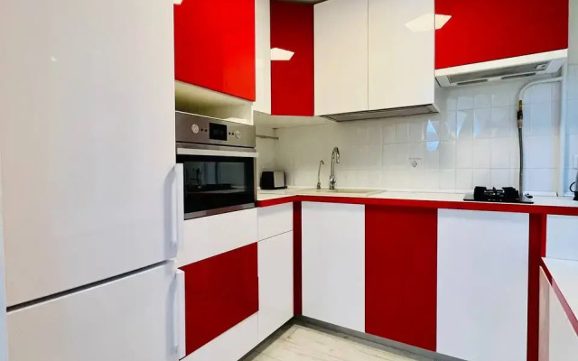 Stilnaya 3-Kh Komnatnaya U Metro Profsoyuznaya Flat