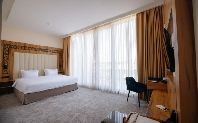 Kohinur Plaza Hotel