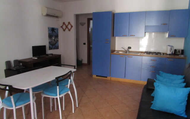 Porto Antigo 1 Apartments