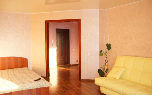 Квартира на Московской 83