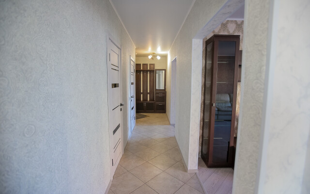 Апартаменты Высотная