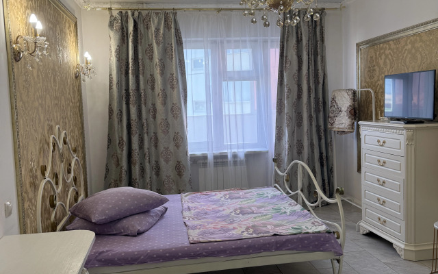 Uyutnaya Studiya v Samom Tsentre Apartments