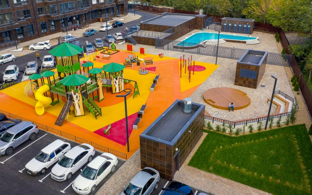 Апартаменты с бассейном и зоной барбекю