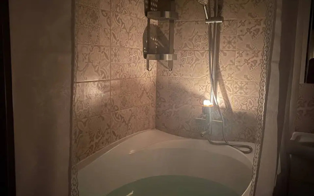 Квартира с видом на мост и реку Обь