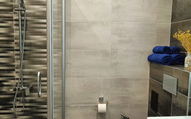 Квартира Стильная просторная возле парка Галицкого