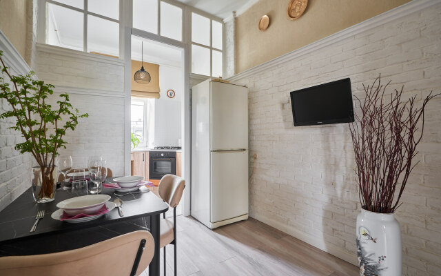 4-Komnatnye Na Chistykh Prudakh Apartments