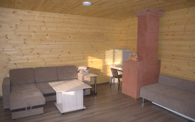 SEMEJNYiJ Guest House