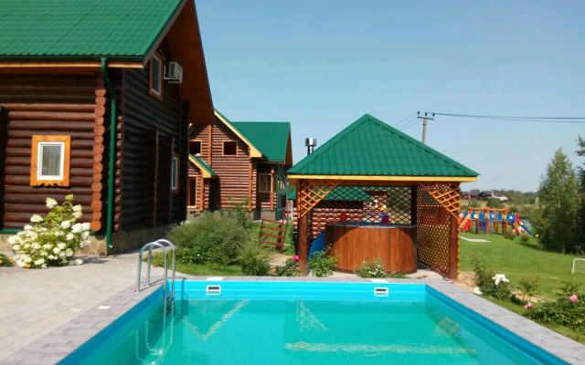 Частный дом коттедж с пятью комфортабельными спальнями