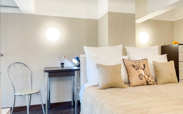 Sovremennyye uyutnyye dvukhurovnevyye 226 Apartments