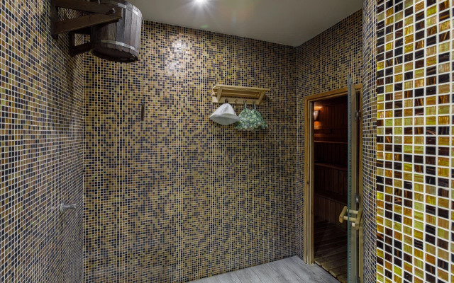 Brosko Moscow Hotel