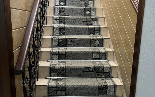 Отель Кировская