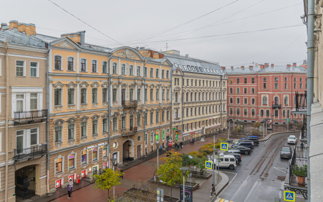 Solo Na Vladimirskoy Ploshchadi Guest house